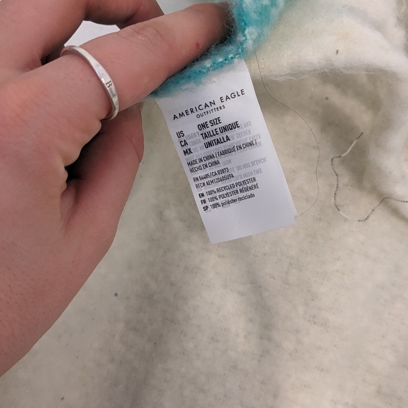 American Eagle Oversized Blanket Scarf - Picture 4 of 6